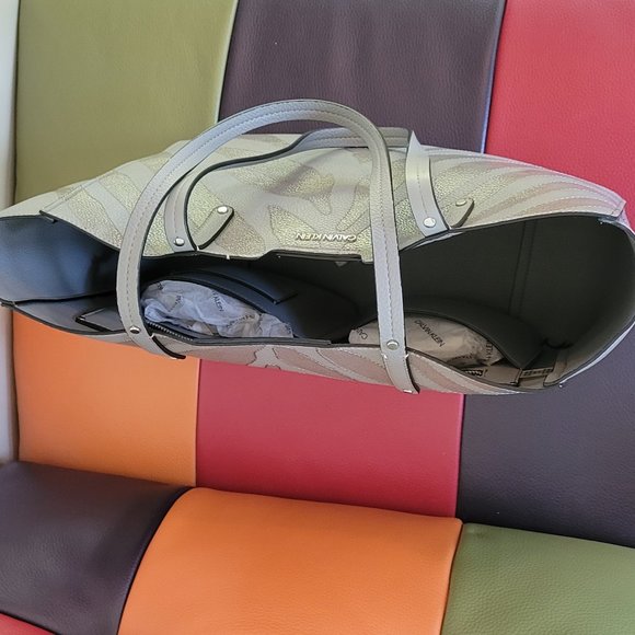 Calvin Klein Dian Tote NWT - Picture 8 of 14